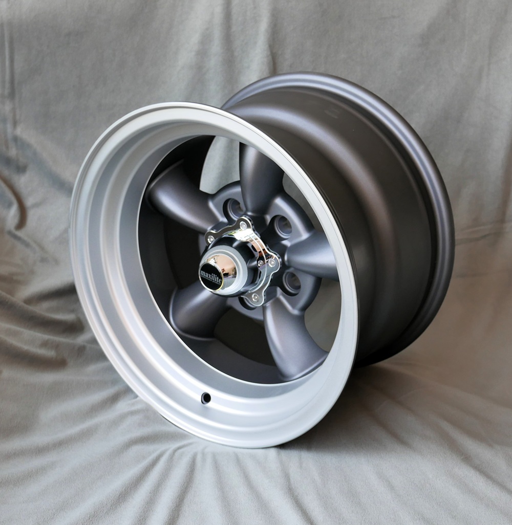 Torque Thrust style, 9x15 anthrazit/glanzgedreht Chevrolet Corvette